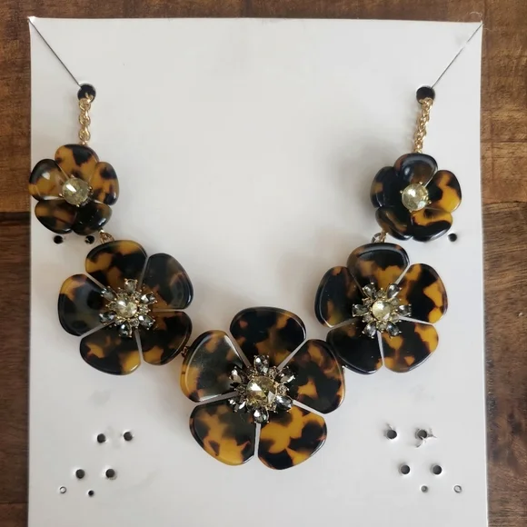Talbots Tortoiseshell Flower Necklace - Picture 1 of 6